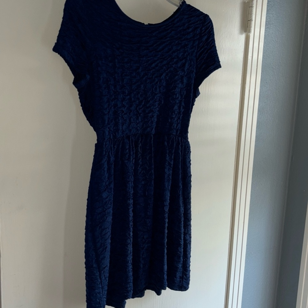 Juniors size small speechless Navy blue short sleeved dress